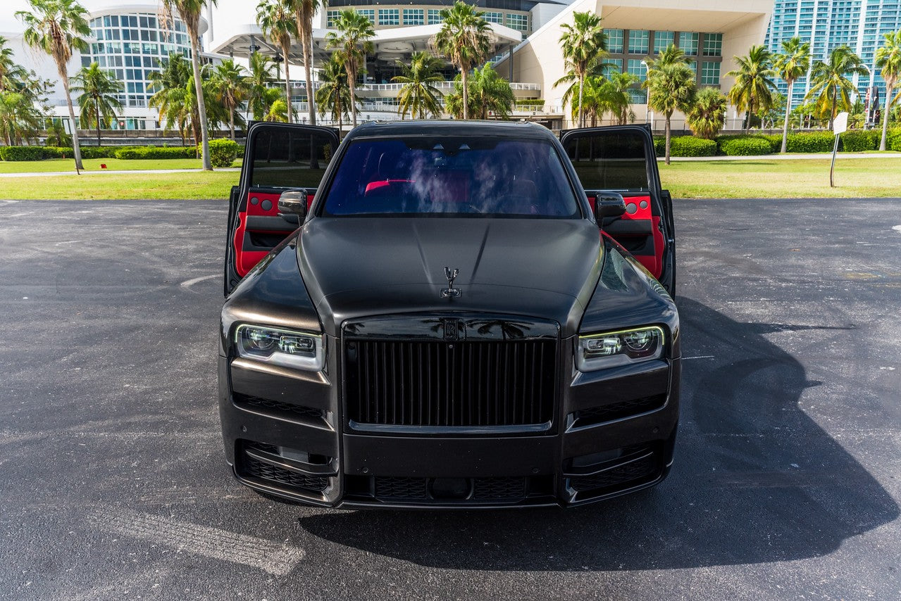 ROLLS ROYCE CULLINAN W/ RED INTERIOR